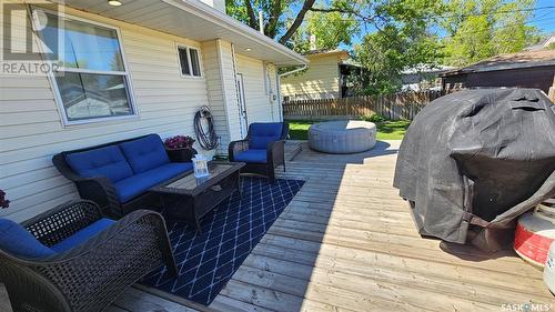 309 9Th Avenue Nw, Swift Current, SK - Outdoor With Deck Patio Veranda With Exterior