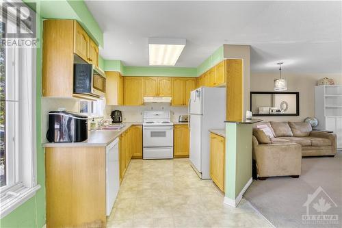 265 Forestglade Crescent, Ottawa, ON - Indoor Photo Showing Kitchen