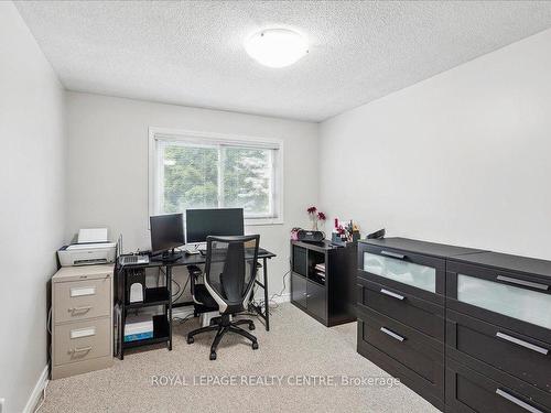 2471 Ploughshare Crt, Mississauga, ON - Indoor Photo Showing Office