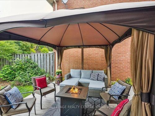 2471 Ploughshare Crt, Mississauga, ON - Outdoor With Deck Patio Veranda With Exterior