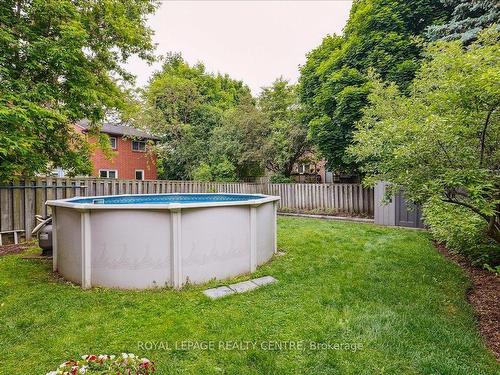 2471 Ploughshare Crt, Mississauga, ON - Outdoor With Above Ground Pool With Backyard