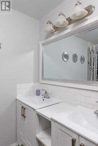 158 Odessa Avenue, London, ON - Indoor Photo Showing Bathroom