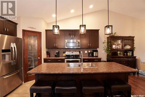 310 Mccallum Lane, Saskatoon, SK - Indoor Photo Showing Kitchen With Double Sink With Upgraded Kitchen