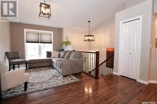 310 Mccallum Lane, Saskatoon, SK - Indoor Photo Showing Living Room