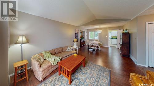 160 Blue Sage Drive, Moose Jaw, SK - Indoor Photo Showing Living Room