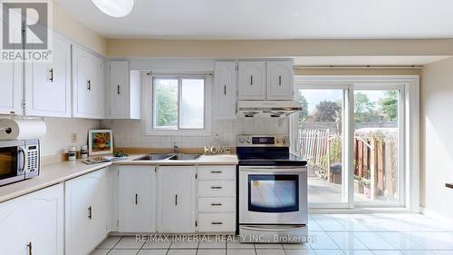 61 Mabley Crescent, Vaughan, ON - Indoor Photo Showing Kitchen With Double Sink