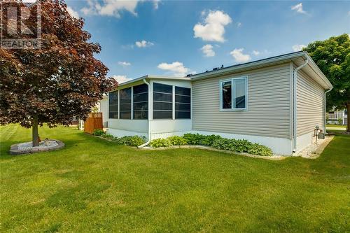 5700 Blackwell Sideroad Unit# 215, Sarnia, ON - Outdoor