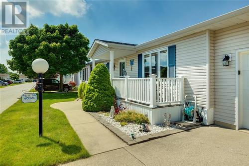 5700 Blackwell Sideroad Unit# 215, Sarnia, ON - Outdoor