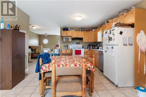 142-144 Lonsdale Dr, Moncton, NB - Indoor Photo Showing Kitchen