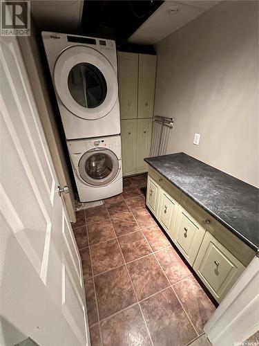 1903 Bowers Drive, North Battleford, SK - Indoor Photo Showing Laundry Room