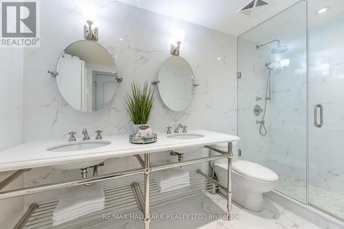 604 - 800 Spadina Road, Toronto, ON - Indoor Photo Showing Bathroom
