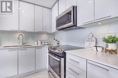 3610 - 10 Park Lawn Road, Toronto, ON - Indoor Photo Showing Kitchen With Upgraded Kitchen