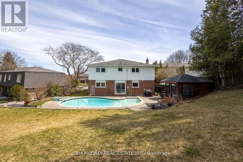 1467 Flaminia Court, Mississauga, ON - Outdoor With In Ground Pool With Backyard