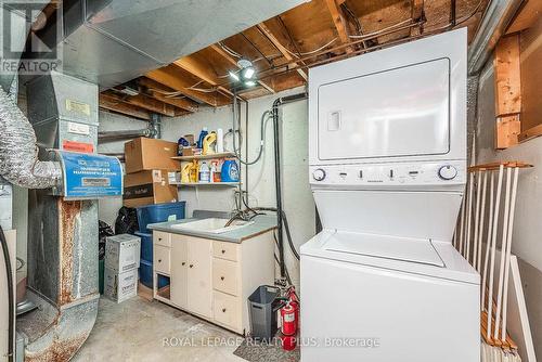 3458 Woodhurst Crescent, Mississauga, ON - Indoor Photo Showing Laundry Room