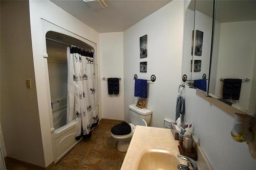 Rivers, Manitoba - Indoor Photo Showing Bathroom