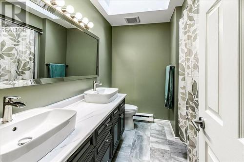 2360 Greenwood Street, Sudbury, ON - Indoor Photo Showing Bathroom