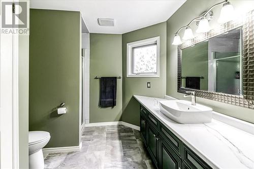 2360 Greenwood Street, Sudbury, ON - Indoor Photo Showing Bathroom