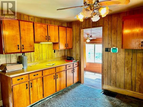 19 Byron Street, Belleville, ON - Indoor Photo Showing Kitchen