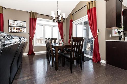 50 Claremont Drive, Niverville, MB - Indoor Photo Showing Dining Room