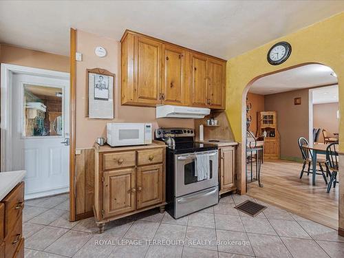 72 Hiley Ave, Ajax, ON - Indoor Photo Showing Kitchen