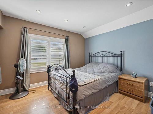 72 Hiley Ave, Ajax, ON - Indoor Photo Showing Bedroom