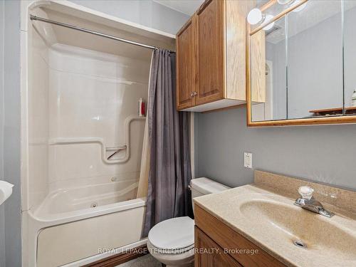 72 Hiley Ave, Ajax, ON - Indoor Photo Showing Bathroom