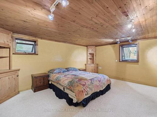 72 Hiley Ave, Ajax, ON - Indoor Photo Showing Bedroom