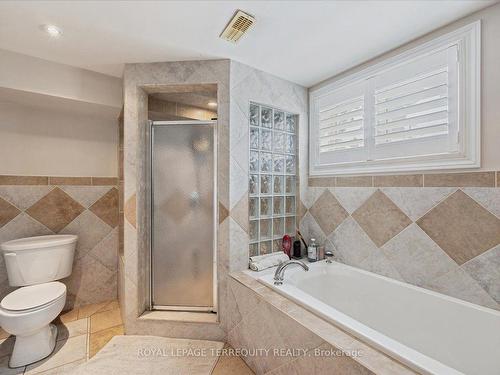 72 Hiley Ave, Ajax, ON - Indoor Photo Showing Bathroom