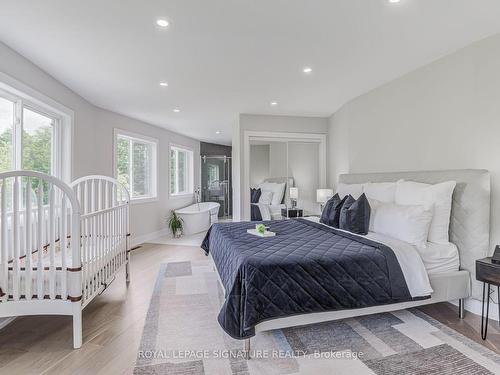 21375 Brock Rd, Georgina, ON - Indoor Photo Showing Bedroom