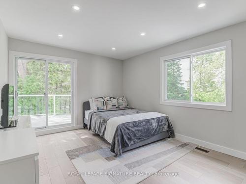 21375 Brock Rd, Georgina, ON - Indoor Photo Showing Bedroom