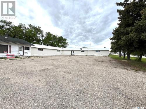 801 Park Avenue, Moosomin, SK 