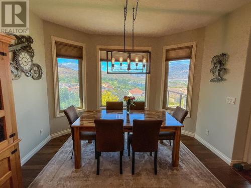 11911 Olympic View Drive, Osoyoos, BC - Indoor Photo Showing Dining Room