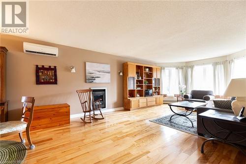 48 Canterbury Crescent, North Bay, ON - Indoor Photo Showing Living Room