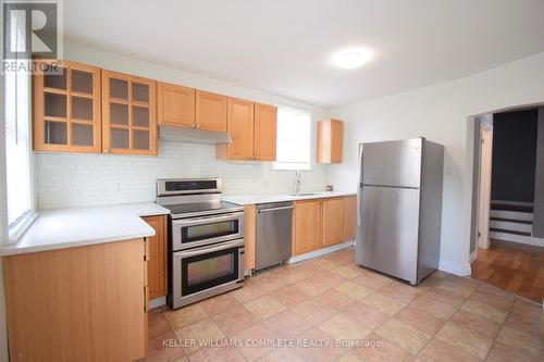 61 East 14Th Street, Hamilton, ON - Indoor Photo Showing Kitchen With Stainless Steel Kitchen