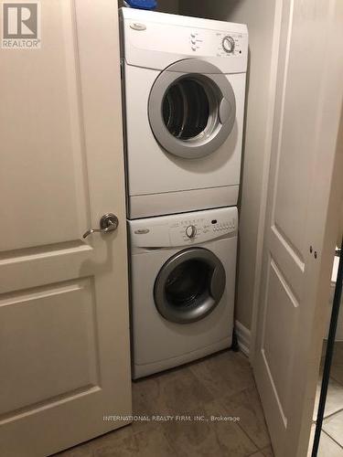 504 - 699 Aberdeen Boulevard, Midland, ON - Indoor Photo Showing Laundry Room