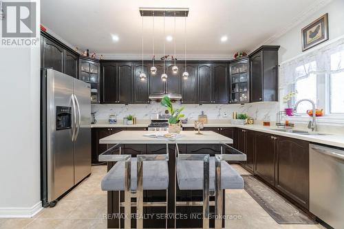 66 Carmel Crescent, Brampton, ON - Indoor Photo Showing Kitchen With Upgraded Kitchen