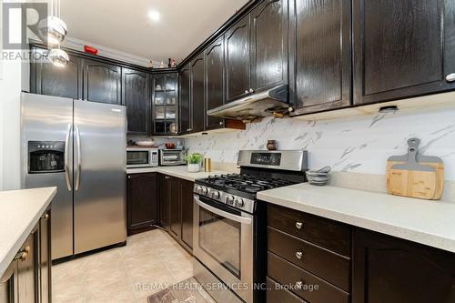 66 Carmel Crescent, Brampton, ON - Indoor Photo Showing Kitchen