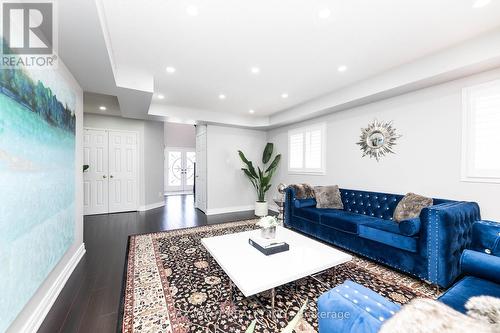 71 Atwood Avenue W, Halton Hills, ON - Indoor Photo Showing Living Room