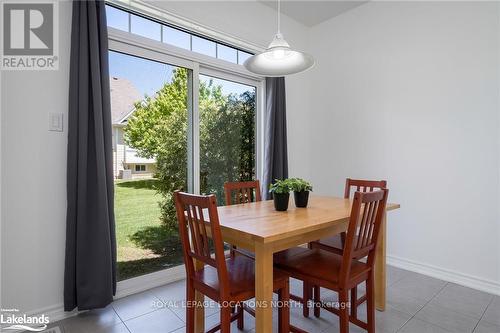 Pw - 22 Providence Way, Wasaga Beach, ON - Indoor Photo Showing Dining Room