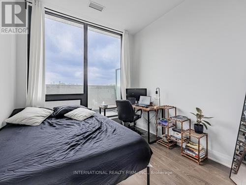 207 - 33 Frederick Todd Way, Toronto, ON - Indoor Photo Showing Bedroom