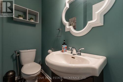 89 Conway Drive, London, ON - Indoor Photo Showing Bathroom
