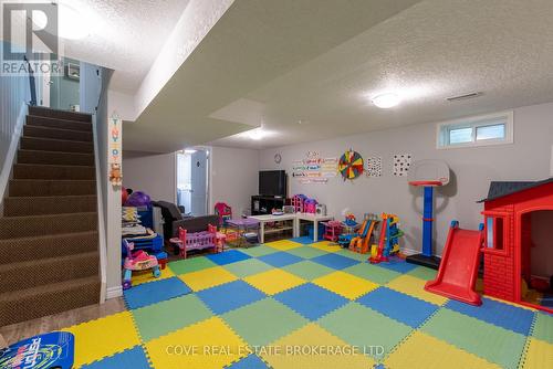 89 Conway Drive, London, ON - Indoor Photo Showing Other Room