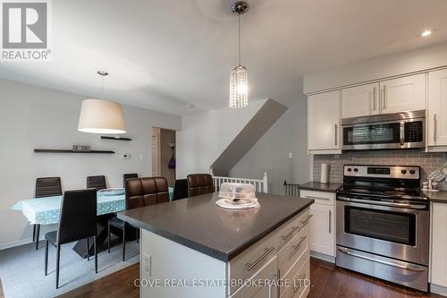 89 Conway Drive, London, ON - Indoor Photo Showing Kitchen