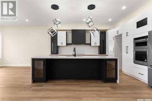 3744 Gee Crescent, Regina, SK - Indoor Photo Showing Kitchen With Upgraded Kitchen