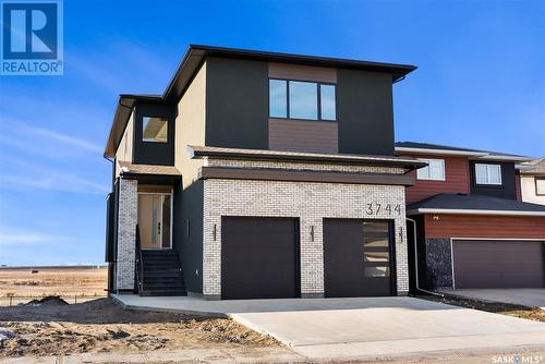 3744 Gee Crescent, Regina, SK - Outdoor