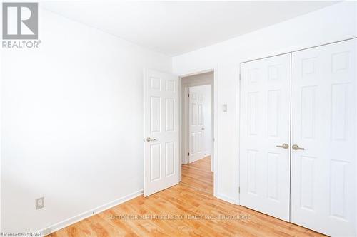 415 Hudson Drive, London, ON - Indoor Photo Showing Other Room