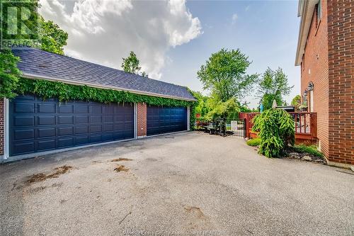 1255 Lakeview, Windsor, ON - Outdoor