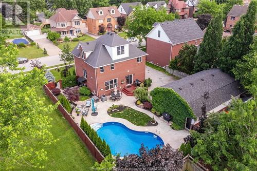 1255 Lakeview, Windsor, ON - Outdoor With In Ground Pool