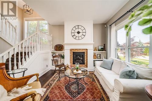 1255 Lakeview, Windsor, ON - Indoor Photo Showing Living Room With Fireplace