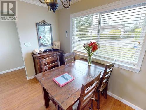 6990 Terrace Street, Powell River, BC - Indoor Photo Showing Dining Room